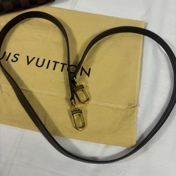 Gorgeous Louis Vuitton Croisette Ebene Sold - Picture 15 of 16